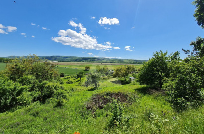 Large land for sale with a beautiful view of Šahy